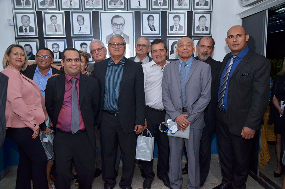 Câmara de Vereadores de Murtinho inaugura Galeria de ex-presidentes Paulo Carlos de Abreu