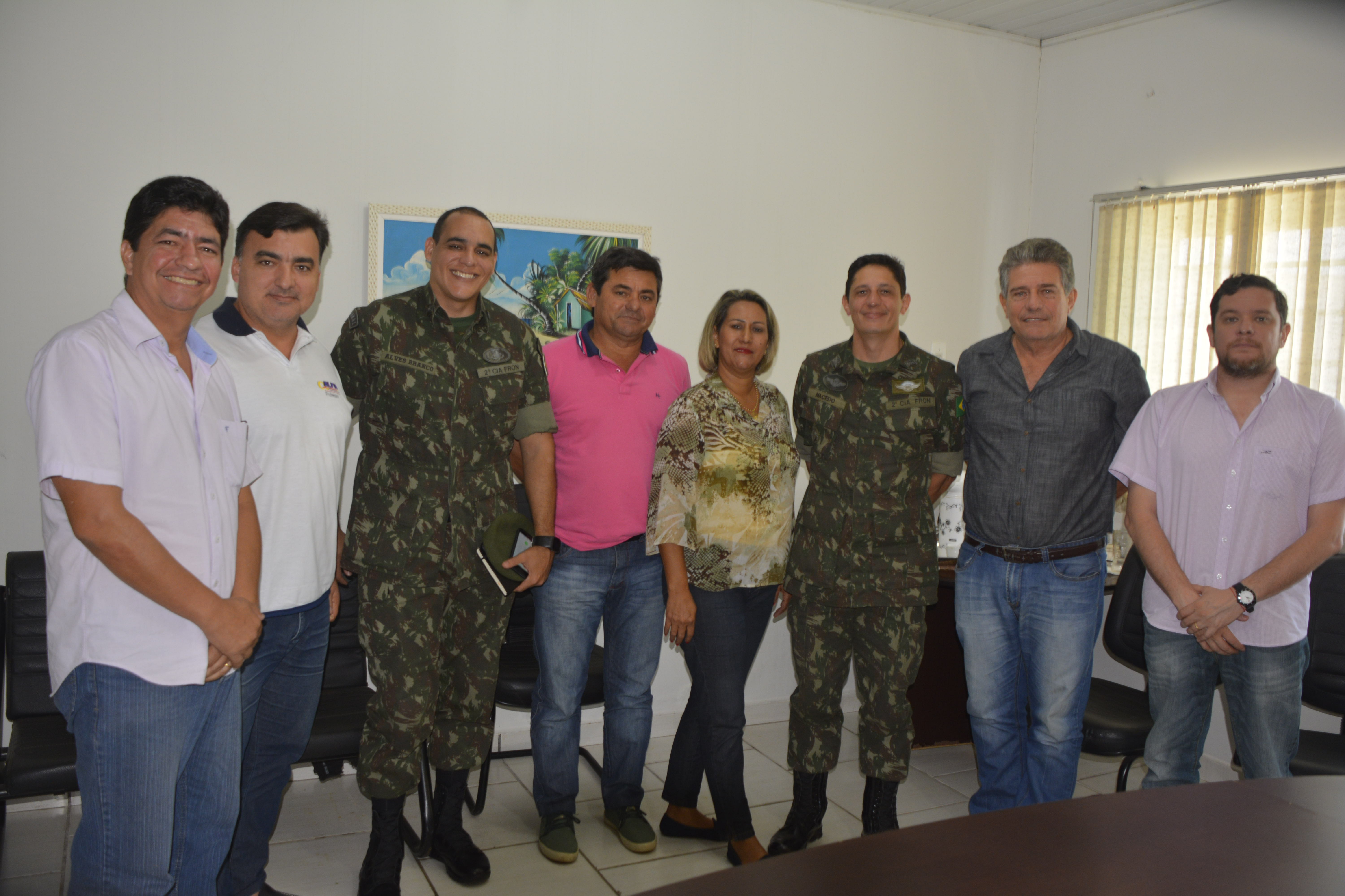 Novo comandante da 2ª Cia Fron é apresentado aos vereadores