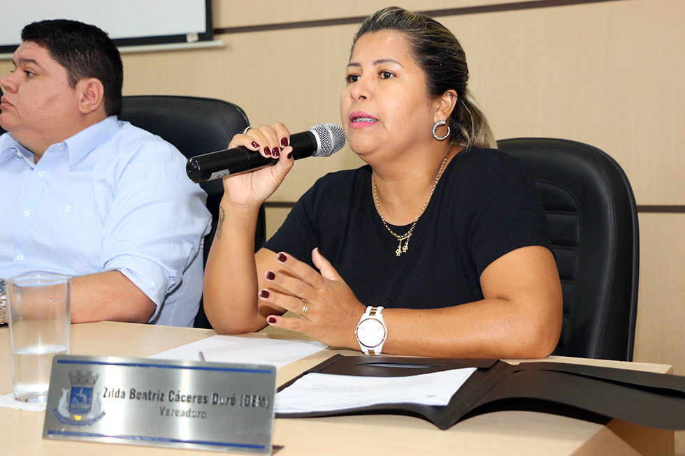 Vereadora Zilda Duré solicita visita da equipe da Assistência Social a moradores do KM6.