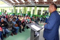 Vereadores participam da solenidade de entrega da reforma da Escola Estadual José Bonifácio.